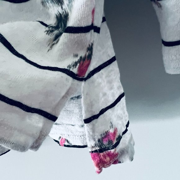 American Eagle White Floral Striped Shirt - Picture 4 of 6